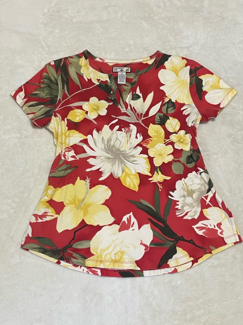 Caribbean Joe Red Floral Short Sleeve Top